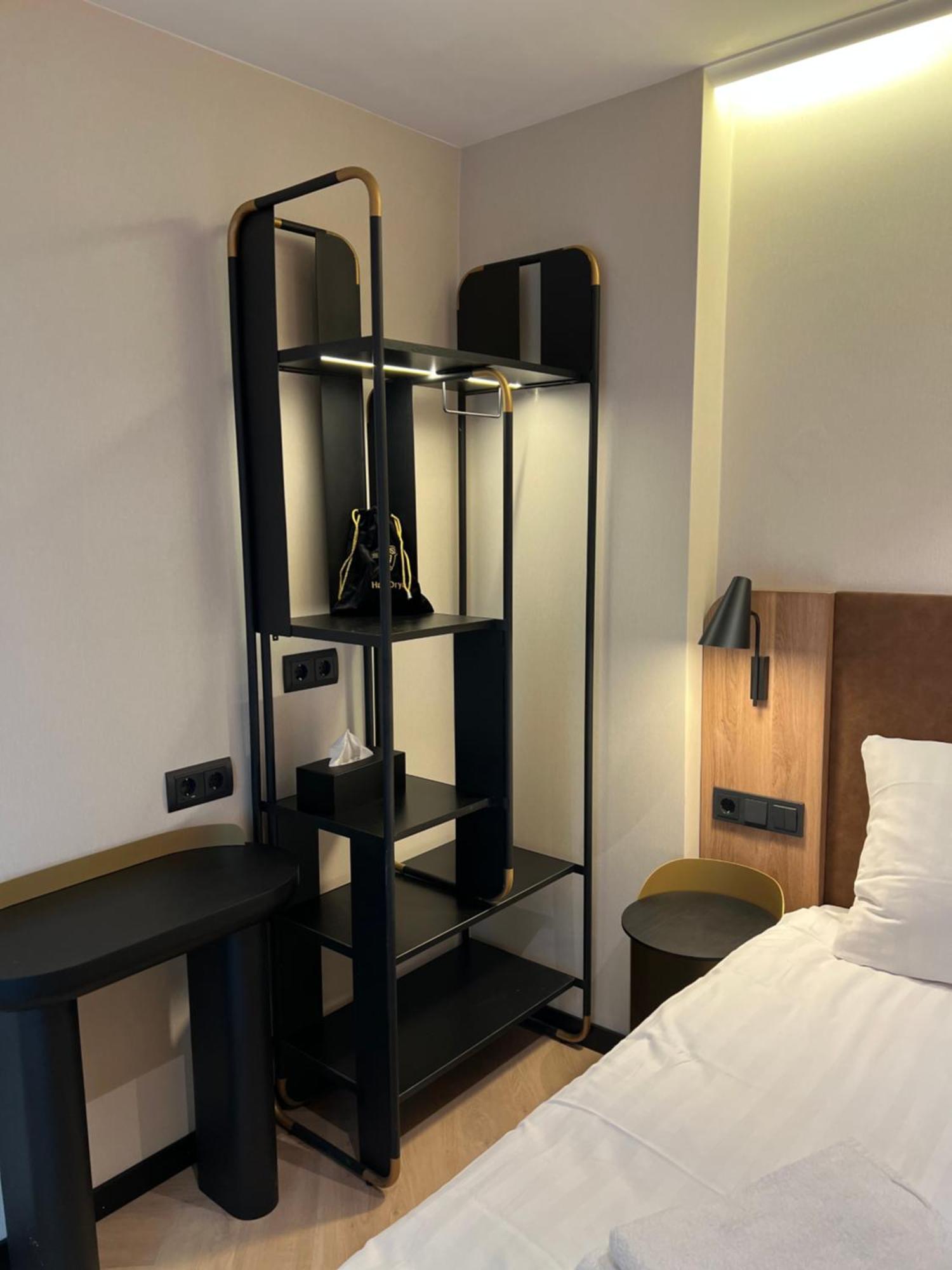 Day8 Hotel 3*